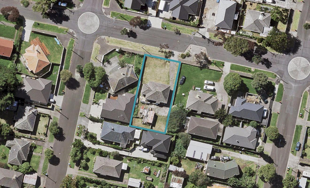 19 Anderson Avenue, Point England, Auckland - Carousel 1