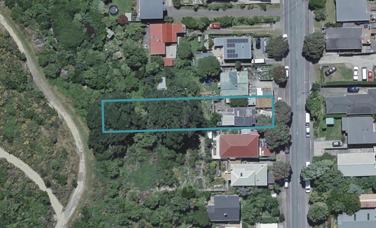 81 Happy Valley Road, Owhiro Bay, Wellington - Carousel 1