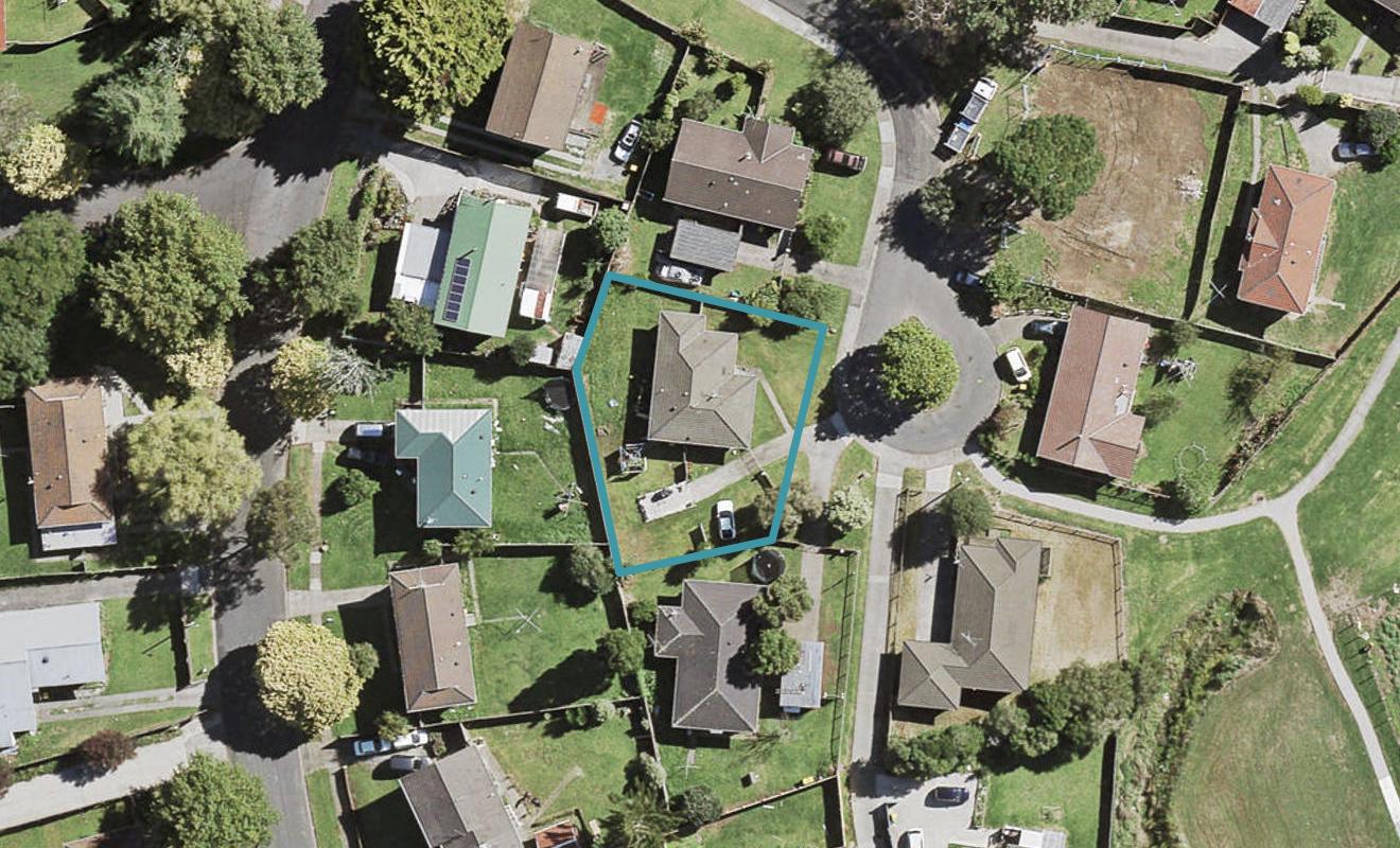 14 Igloo Place, Red Hill, Papakura - Carousel 1