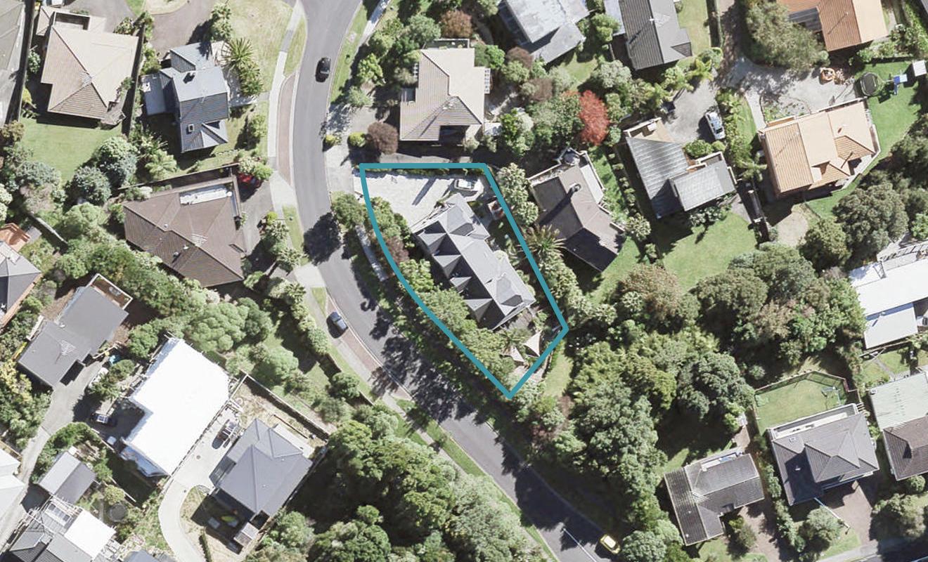 74 Kate Sheppard Avenue, Torbay, Auckland - Carousel 1