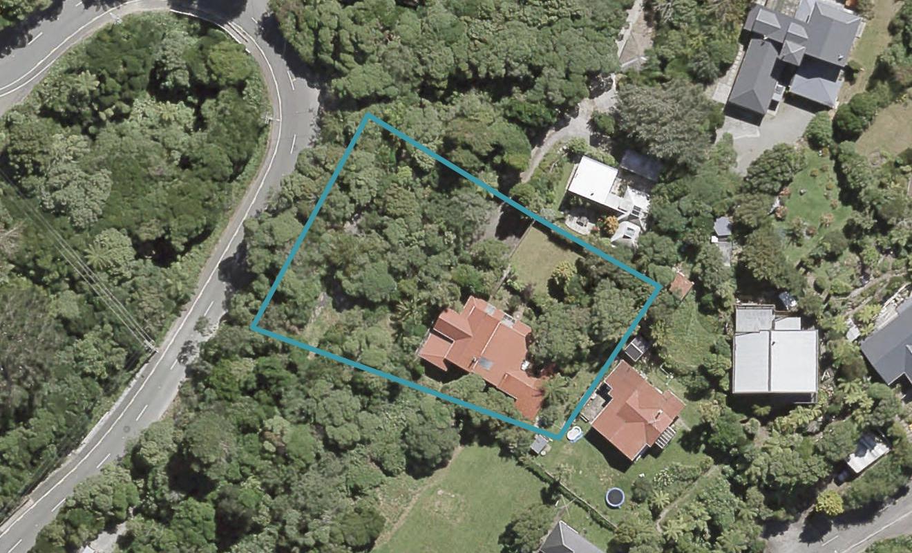 70 Korokoro Road, Korokoro, Lower Hutt - Carousel 1