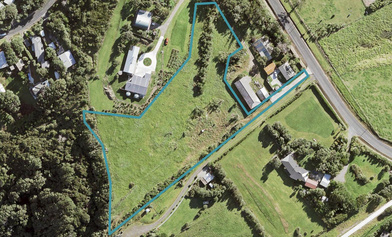 447 Oaia Road, Muriwai, Waimauku - Carousel 1