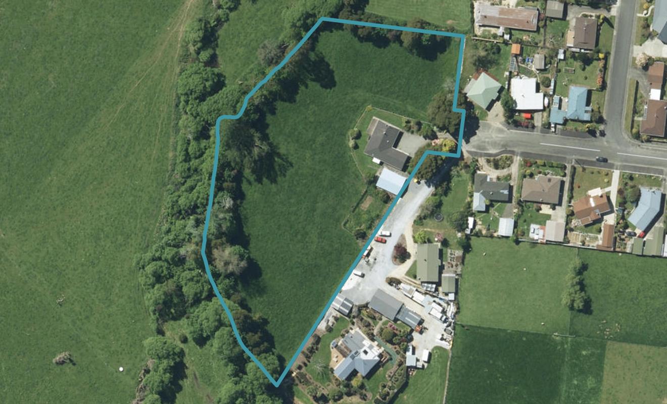 17 Edinburgh Street, Takaka - Carousel 1