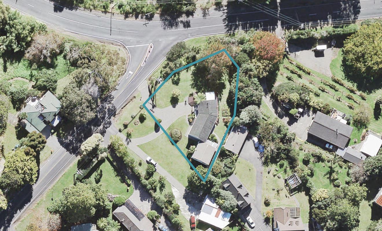 2 Opanuku Road, Henderson Valley, Auckland - Carousel 1