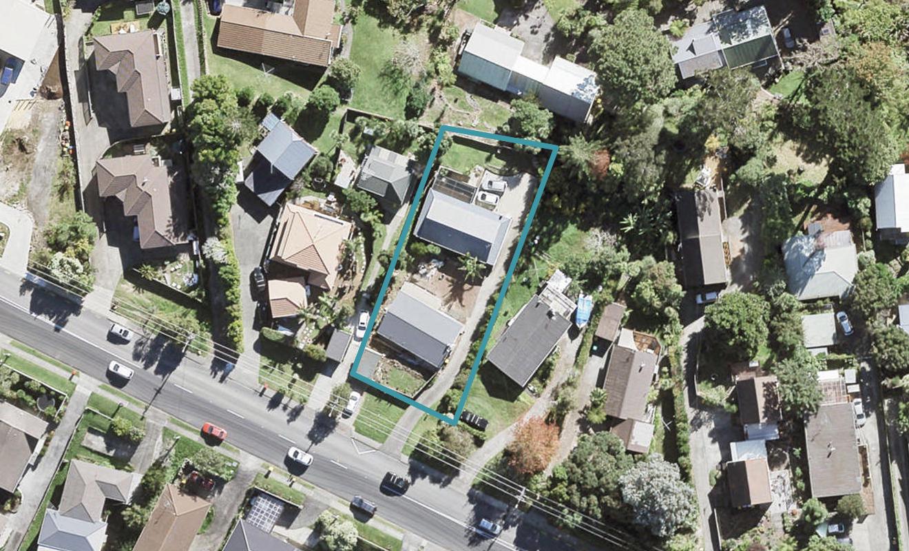 2/111 Carlisle Road, Torbay, Auckland - Carousel 1