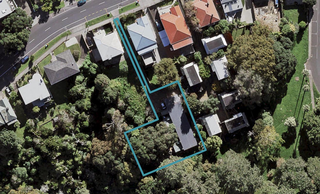 3/0 West End Road, Herne Bay, Auckland - Carousel 1