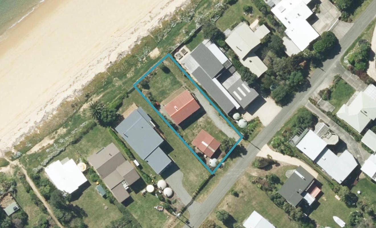 26 Peninsula Road, Tata Beach - Carousel 1