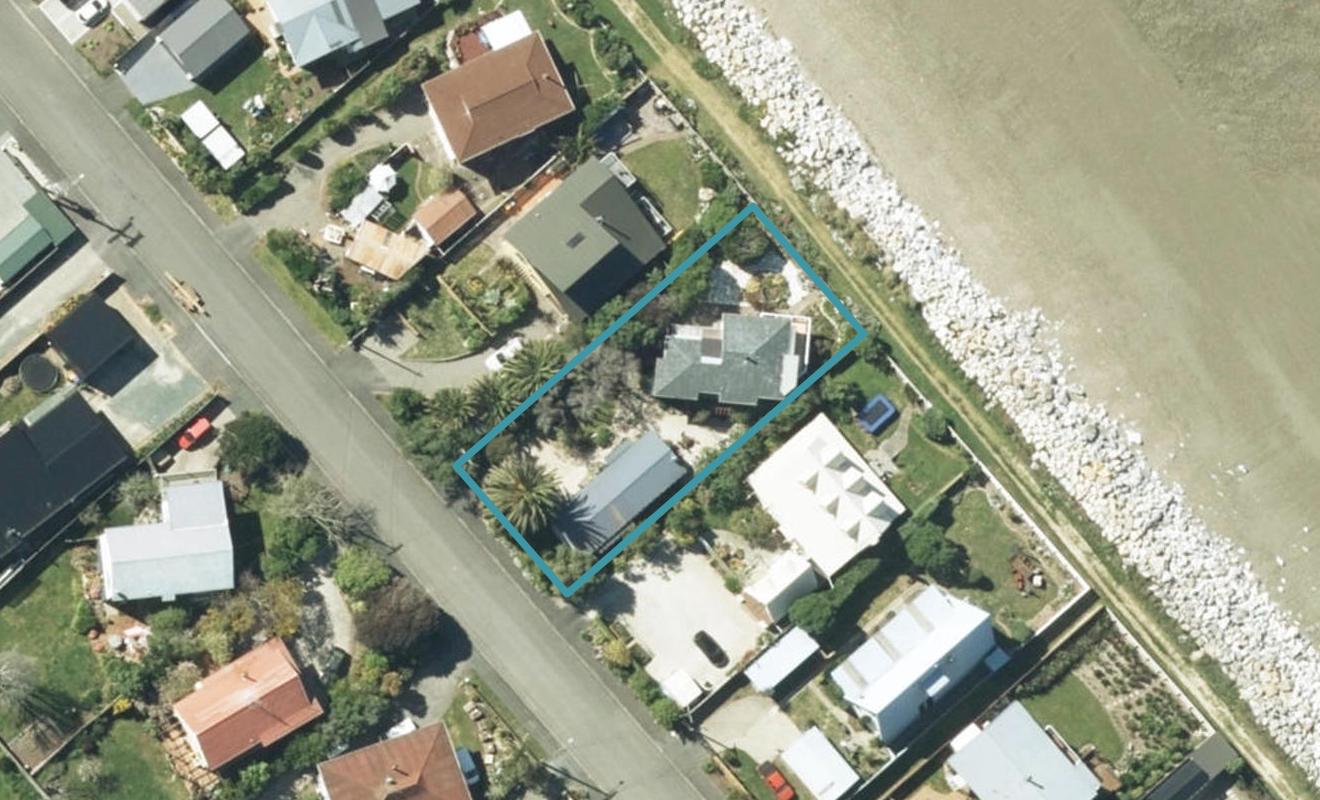 13 Broadsea Avenue, Ruby Bay, Mapua - Carousel 1