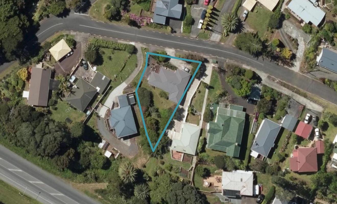 8 Tanekaha Drive, Parahaki, Whangarei - Carousel 1