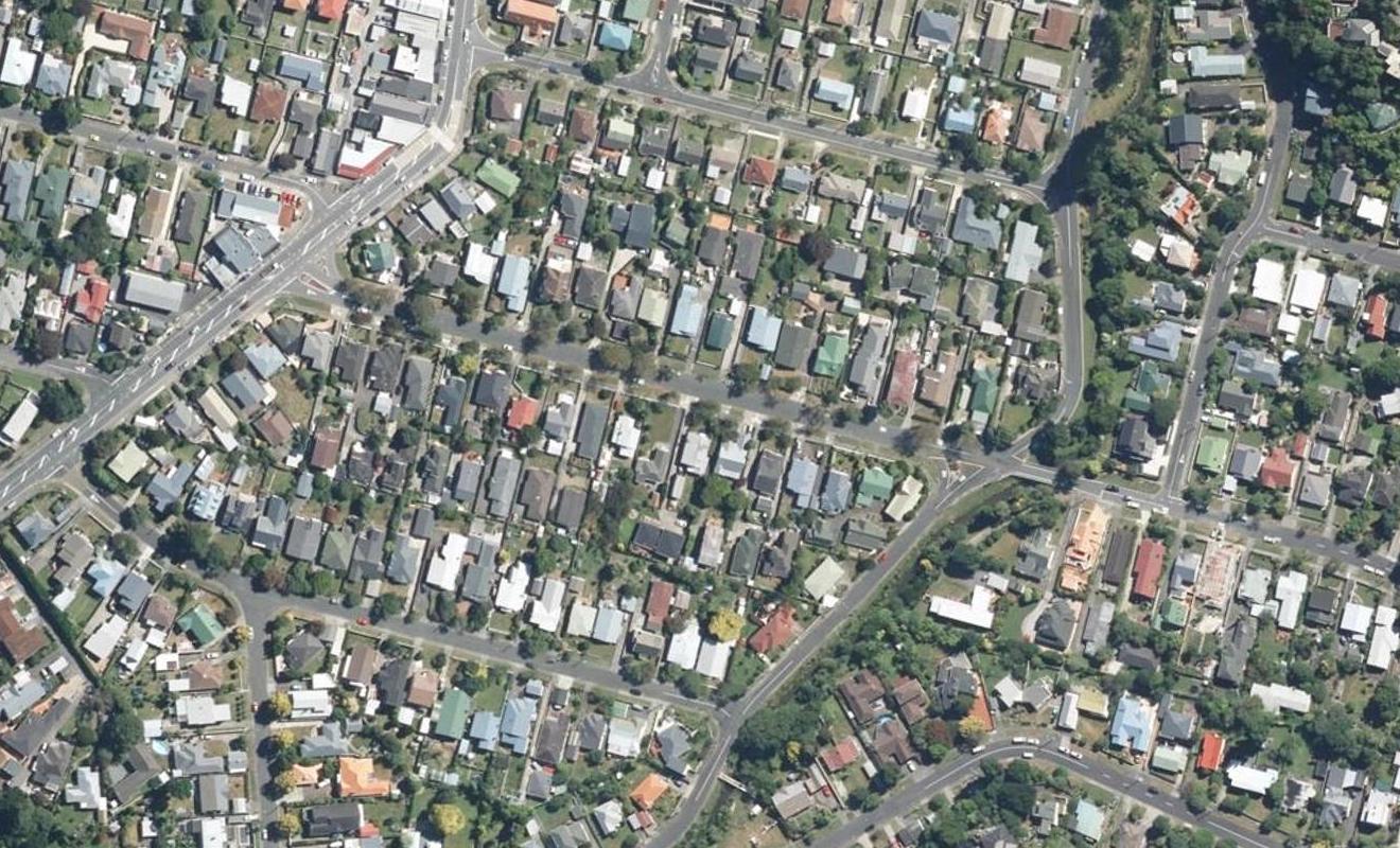 24 Norton Park Avenue, Fairfield, Lower Hutt - Carousel 1
