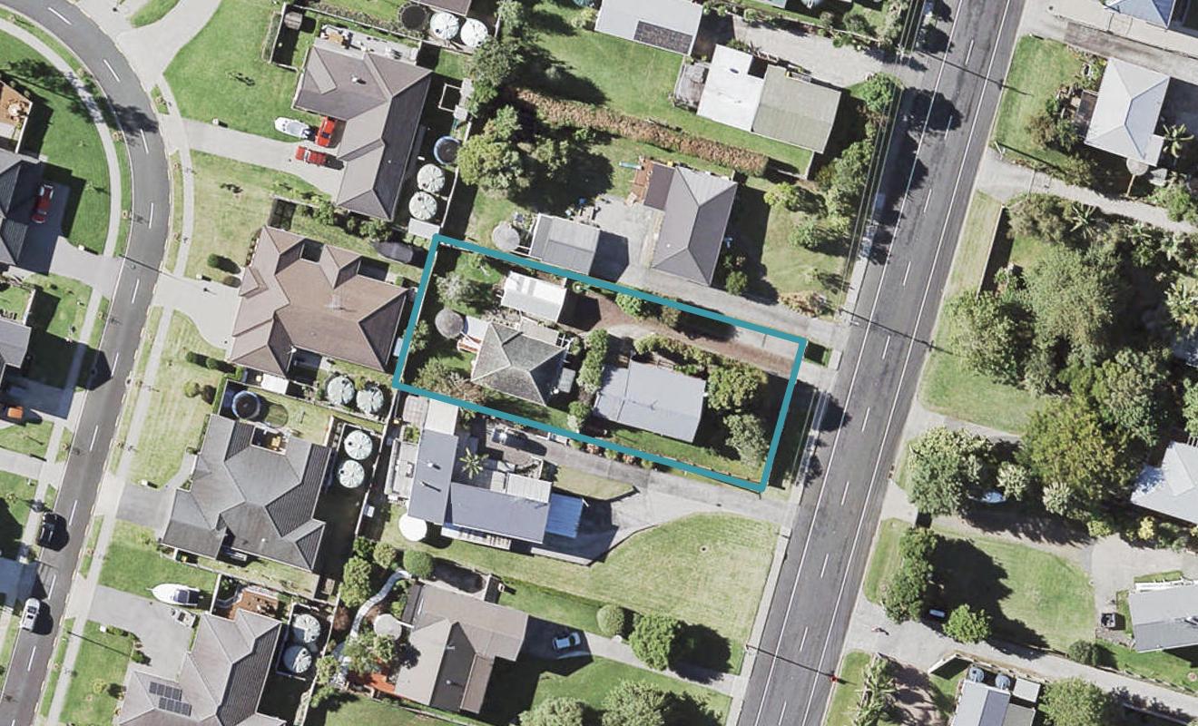 30 Shelly Bay Road, Beachlands, Auckland - Carousel 1