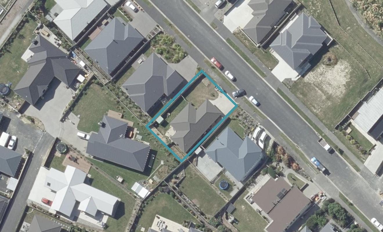 32 Grandvista Drive, Green Island, Dunedin - Carousel 1