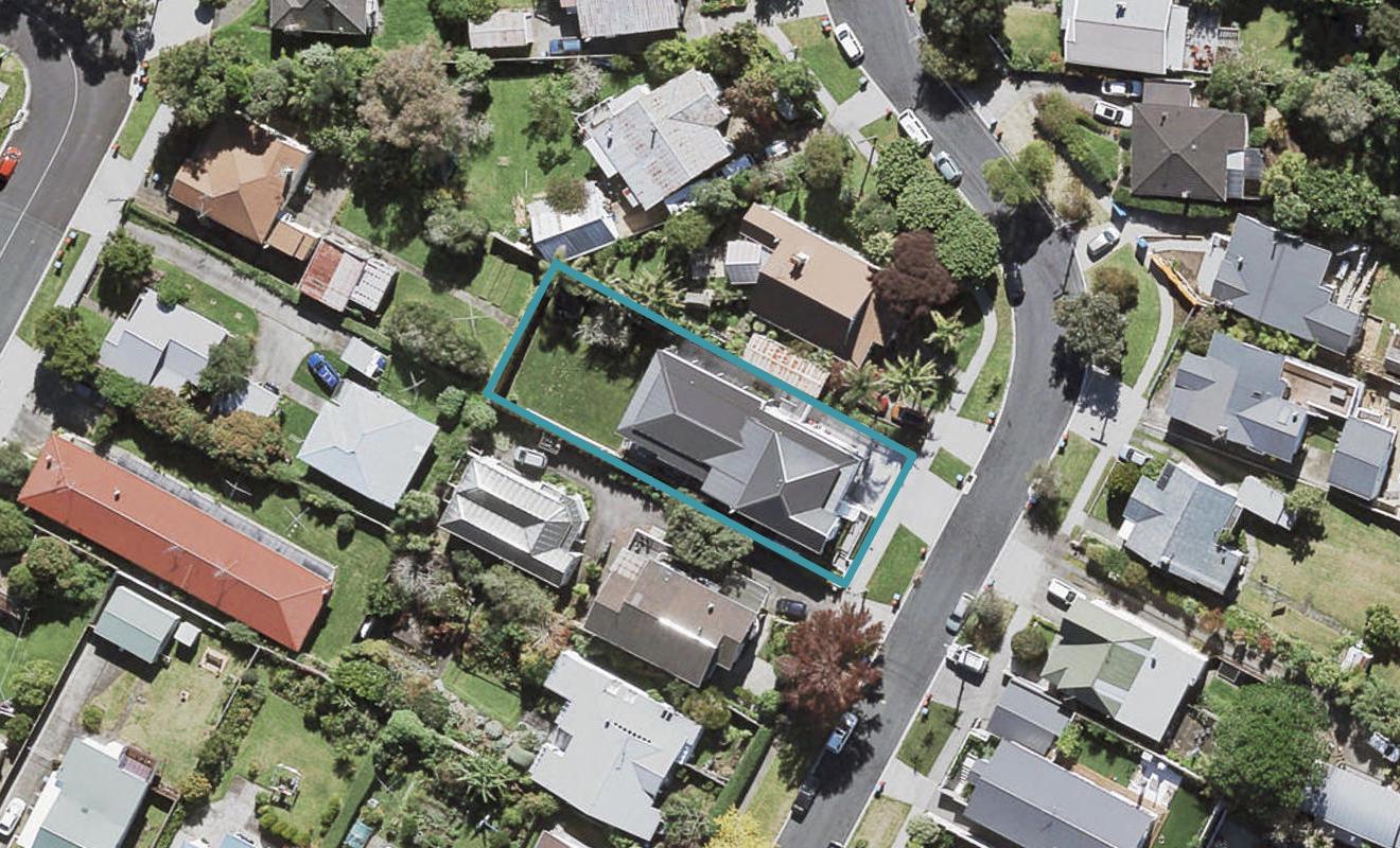 6 Warwick Street, Morningside, Auckland - Carousel 1