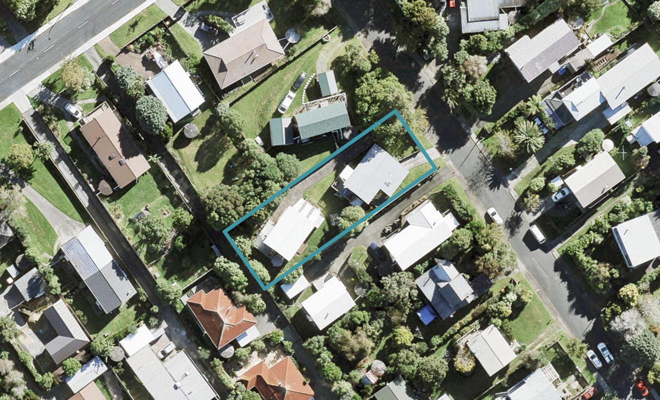 5 John Road, Stanmore Bay, Whangaparaoa - Carousel 1
