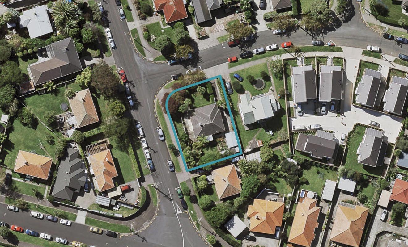 86 Tahapa Crescent, Meadowbank, Auckland - Carousel 1