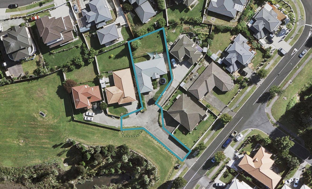 47 De Havilland Drive, Goodwood Heights, Auckland - Carousel 1