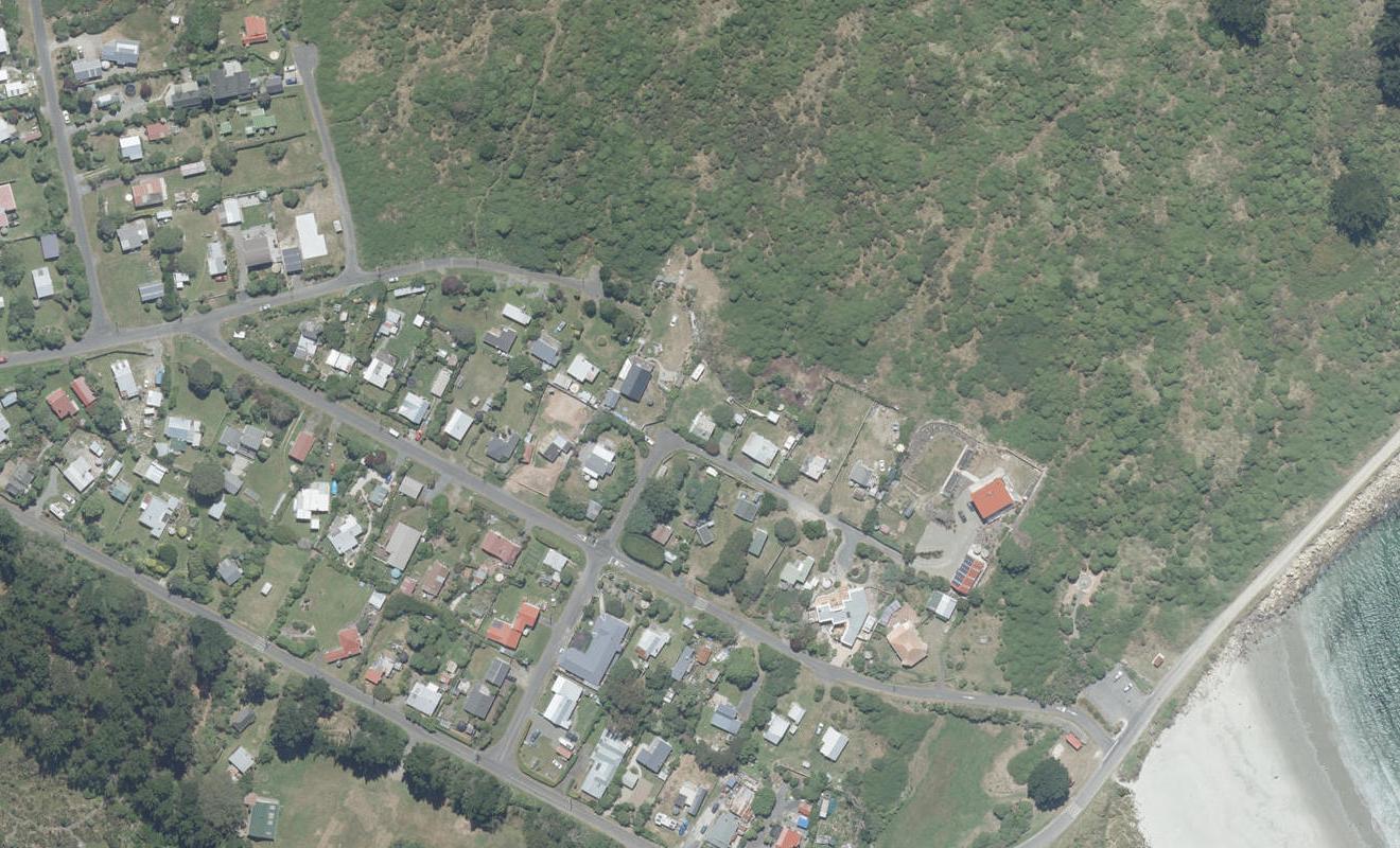 9 Plucky Street, Aramoana, Port Chalmers - Carousel 1