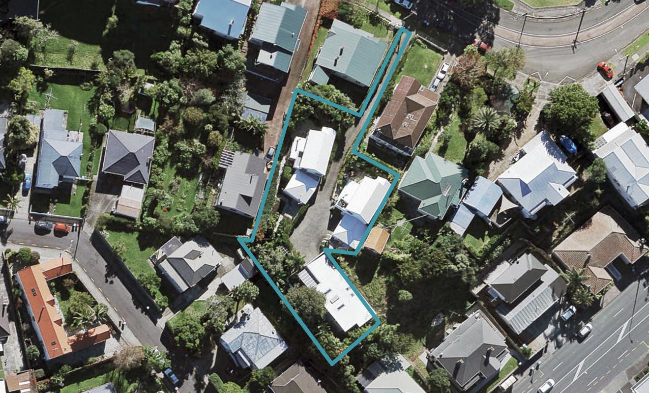 16B Western Springs Road, Morningside, Auckland - Carousel 1