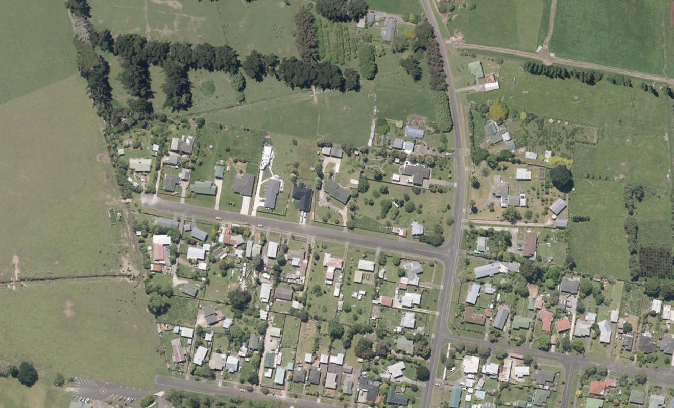 4 Lucknow Street, Aramoho, Whanganui - Carousel 1