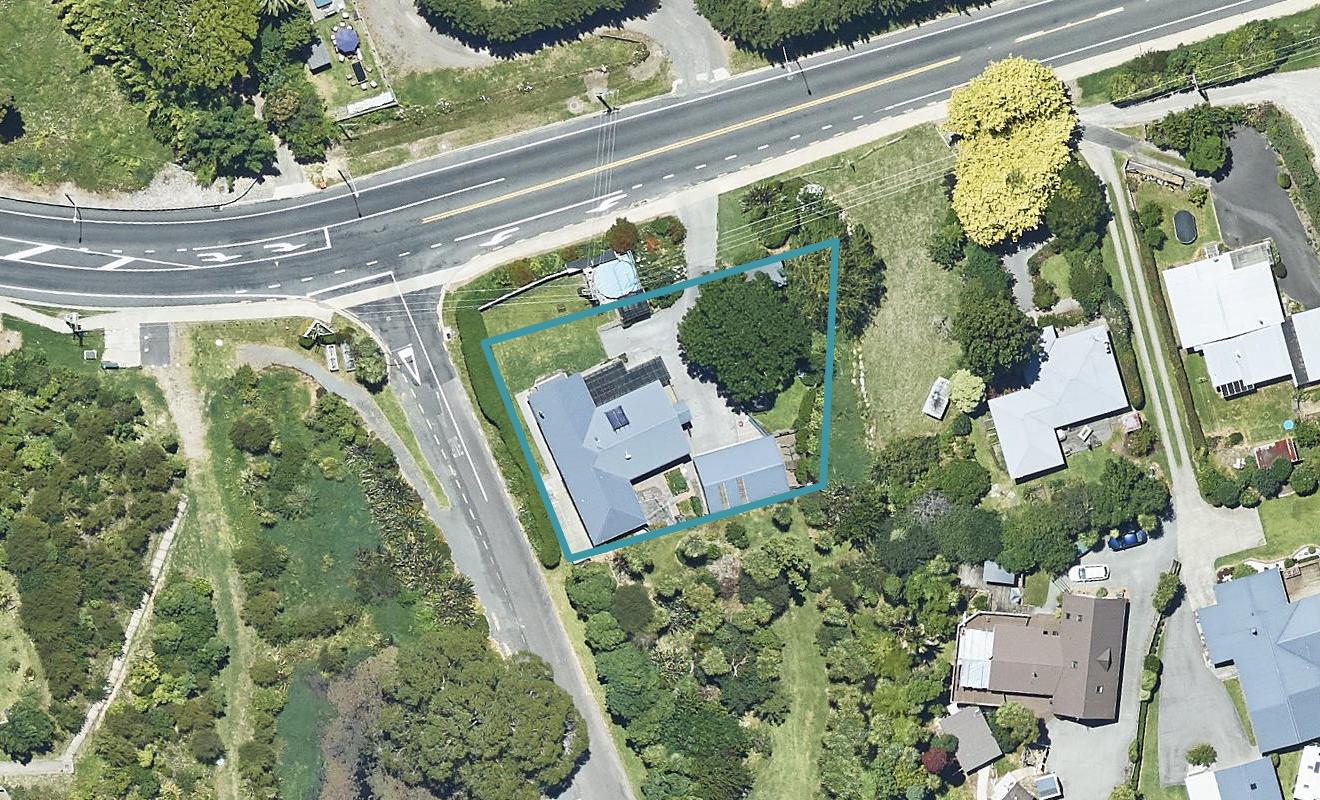 366 Welcome Bay Road, Welcome Bay, Tauranga - Carousel 1