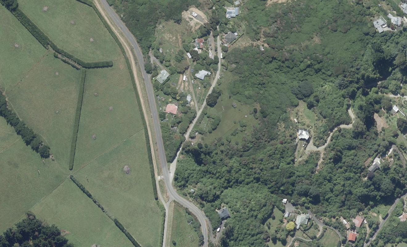 4A Reynoldstown Road, Careys Bay, Dunedin - Carousel 1