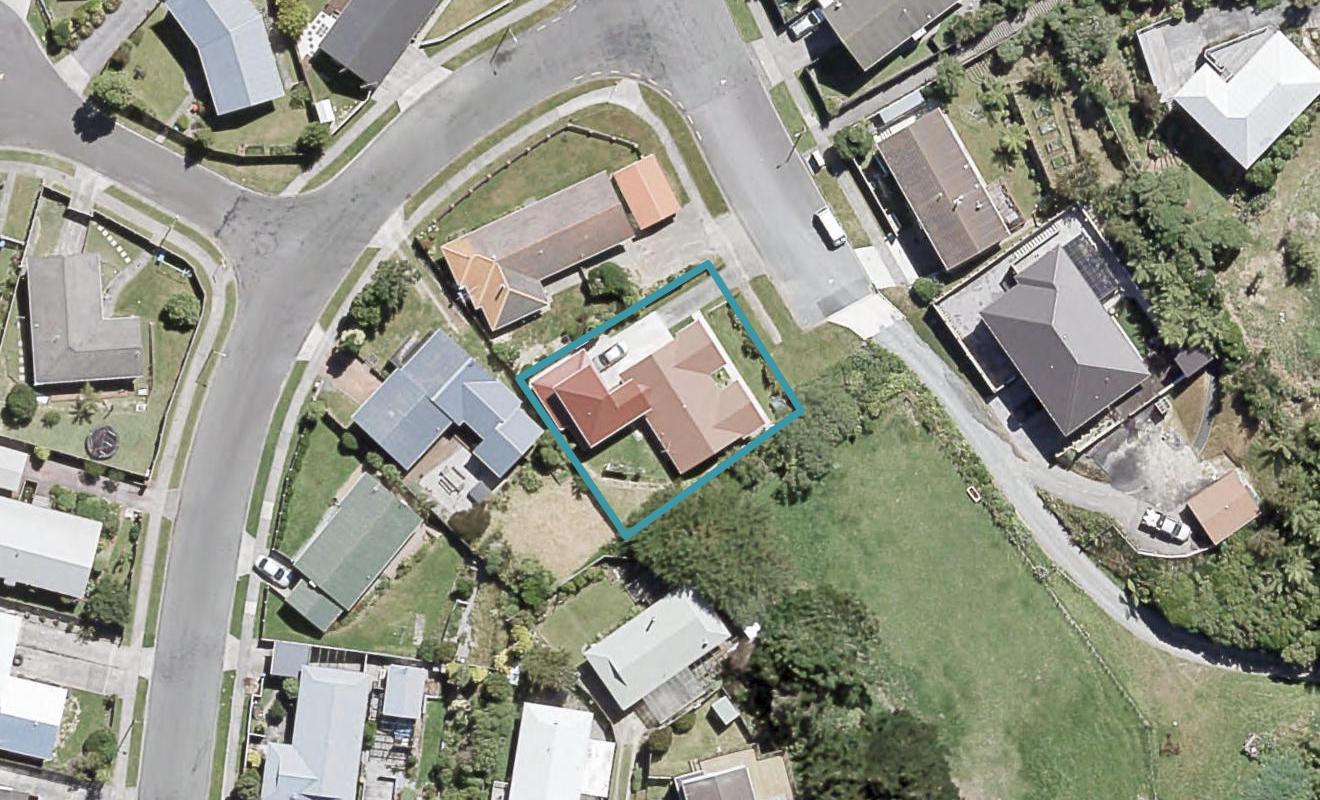 34 Invercargill Drive, Kelson, Lower Hutt - Carousel 1