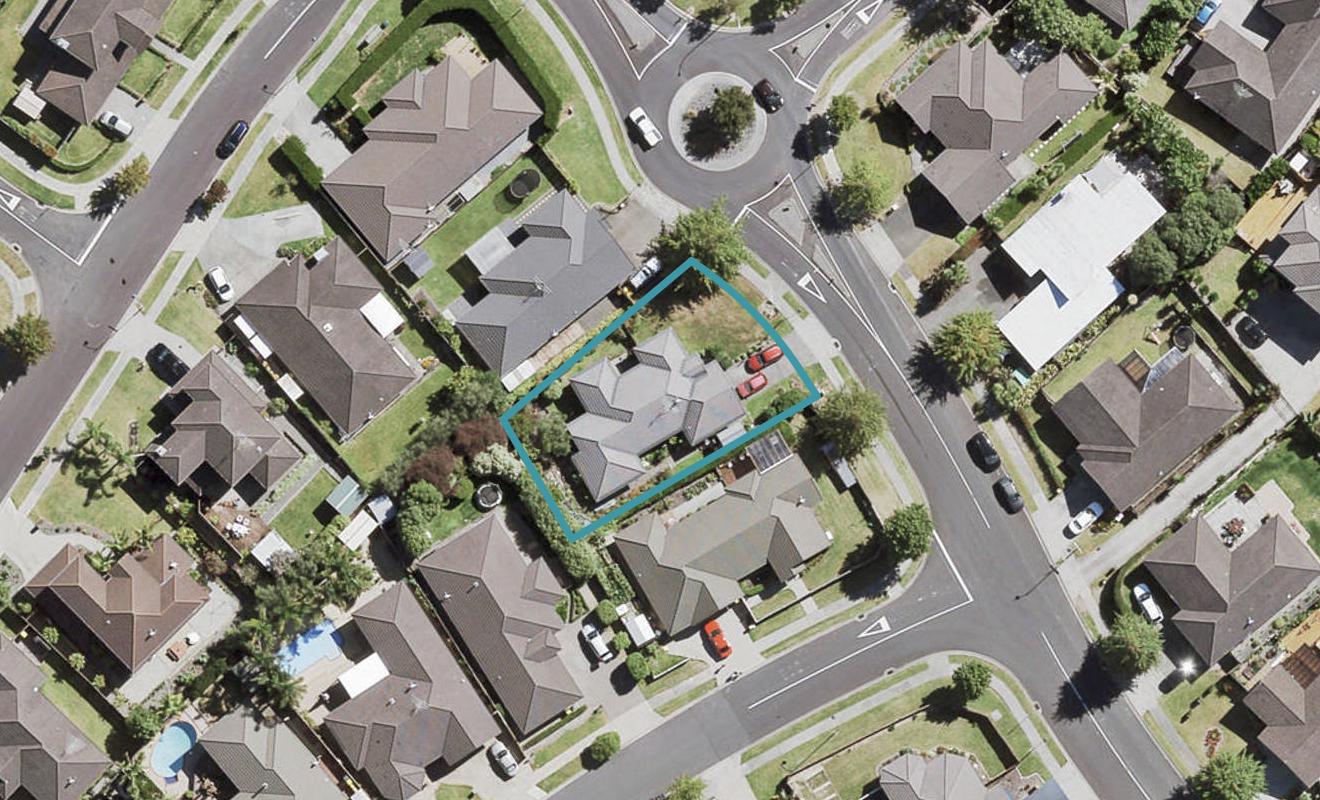 26 Lake Panorama Drive, Henderson, Auckland - Carousel 1