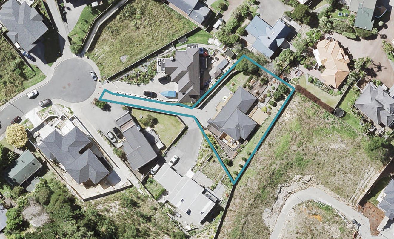 36 Malters Place, Browns Bay, Auckland - Carousel 1