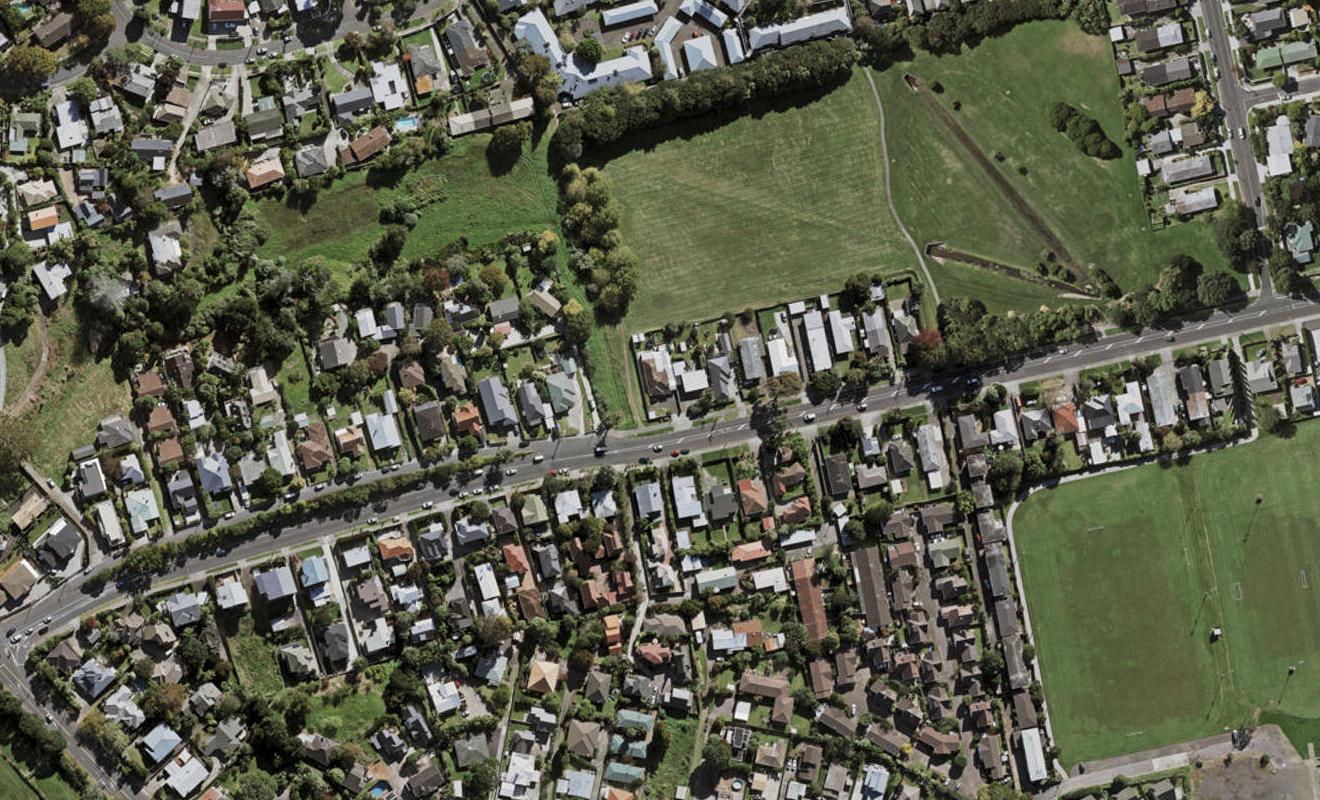 52 Abbotts Way, Remuera, Auckland - Carousel 1