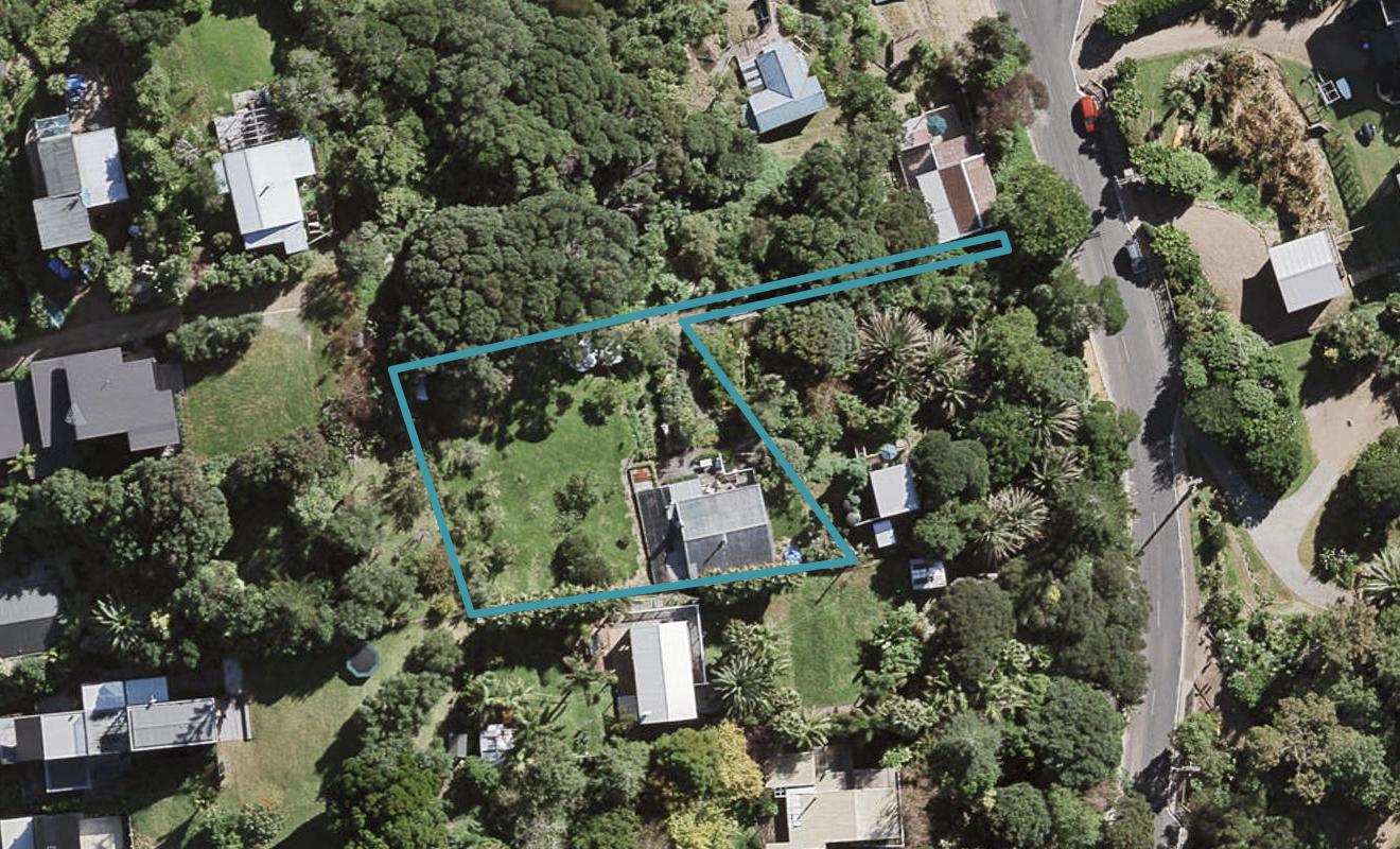 34 Palm Road, Palm Beach, Waiheke Island - Carousel 1