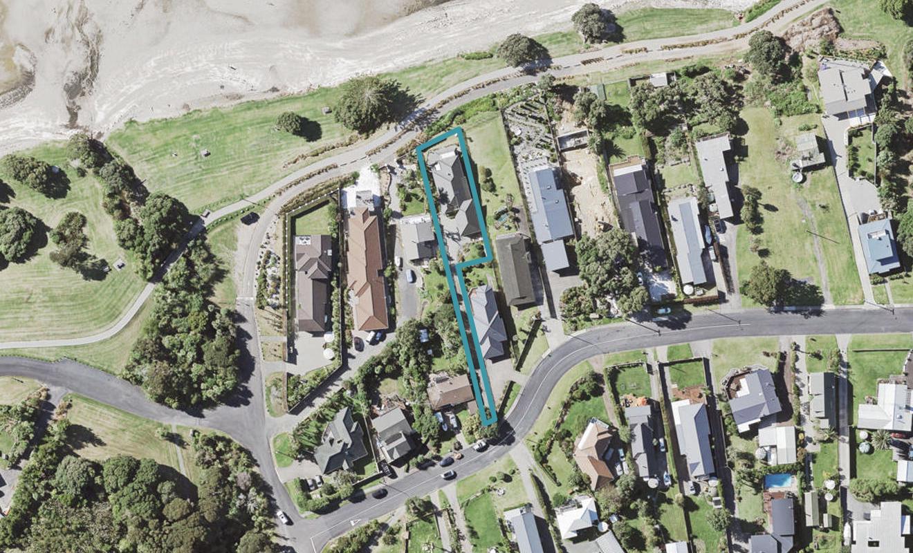 8 Campbell Road, Maraetai, Auckland - Carousel 1
