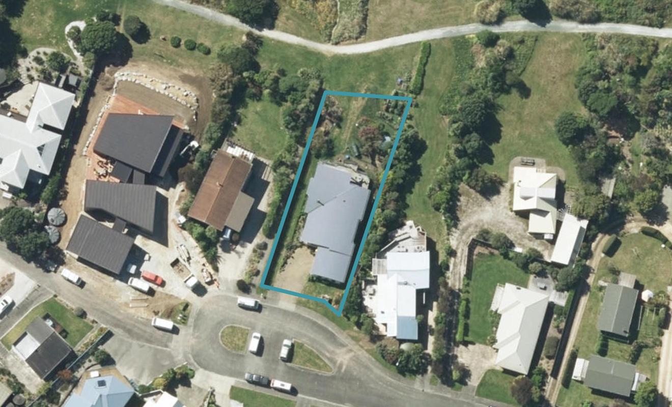 84 Selwyn Street, Pohara - Carousel 1
