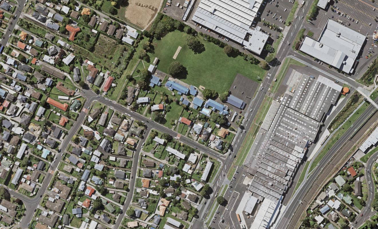 201/7 Malone Road, Mount Wellington, Auckland - Carousel 1