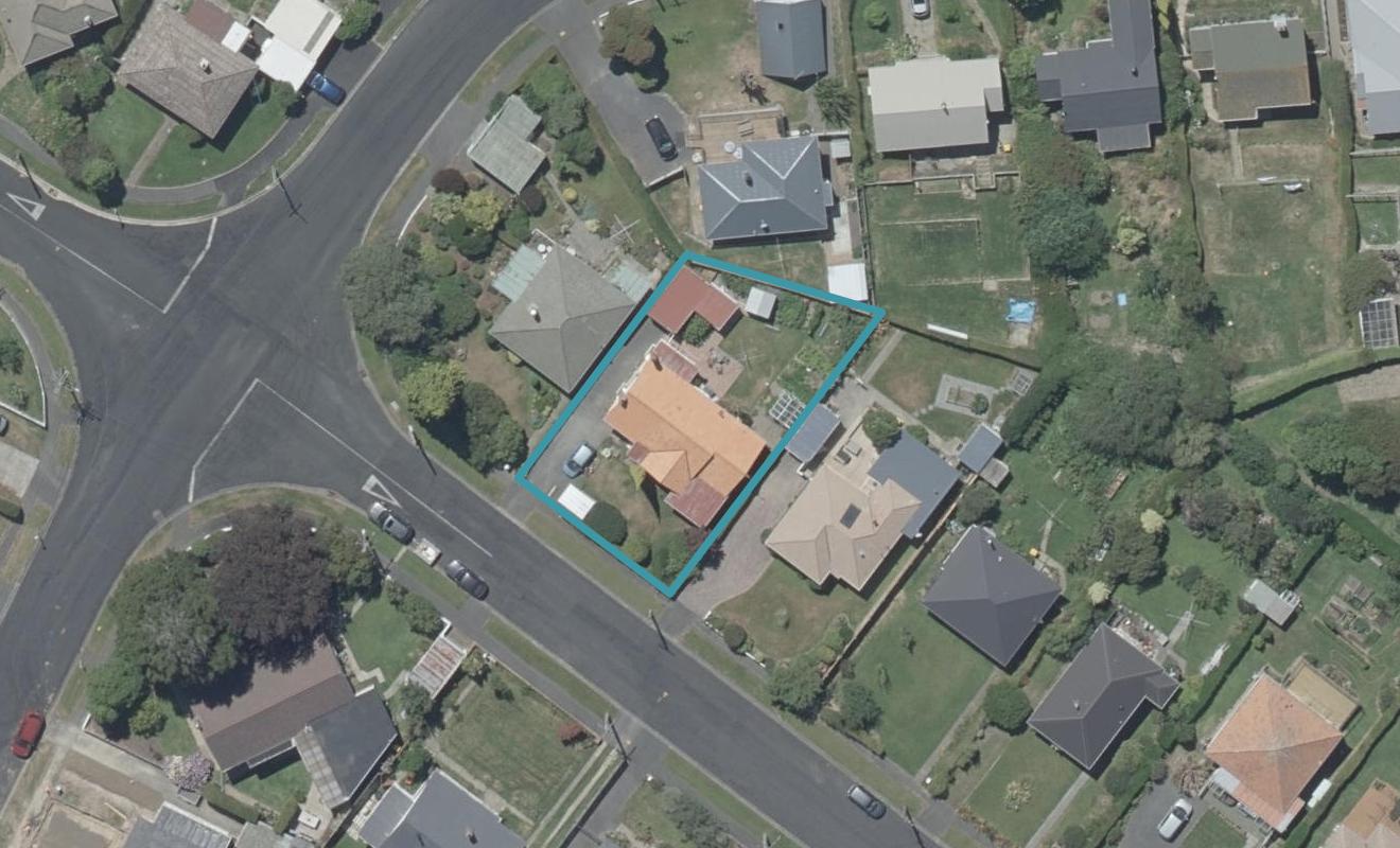 194 Burt Street, Wakari, Dunedin - Carousel 1