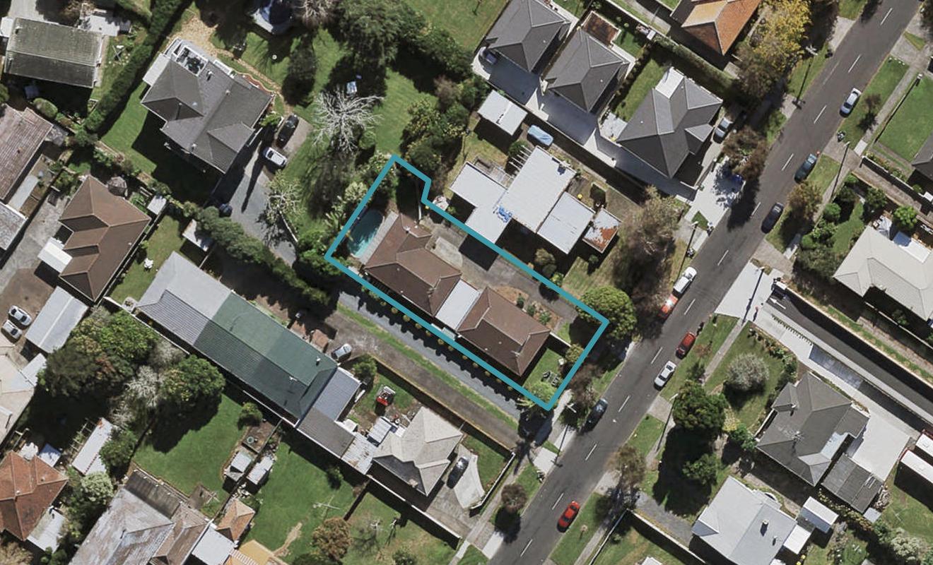 1/0 Central Avenue, Papatoetoe, Auckland - Carousel 1