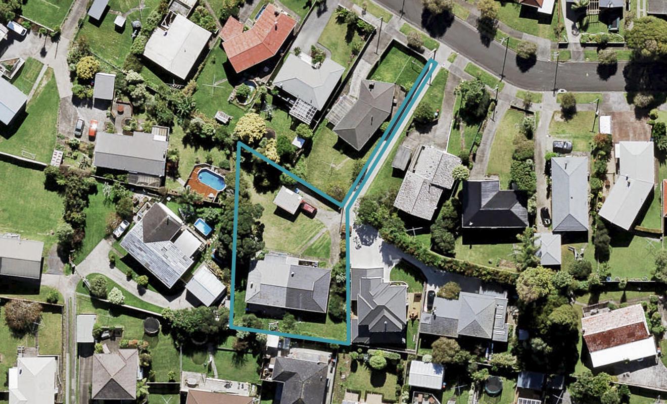 2/30 Kay Drive, Blockhouse Bay, Auckland - Carousel 1