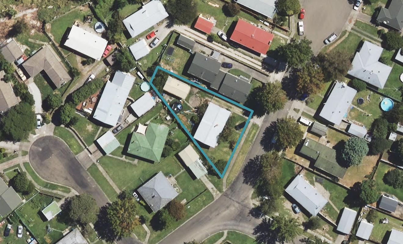 2 Gillies Street, Outer Kaiti, Gisborne - Carousel 1