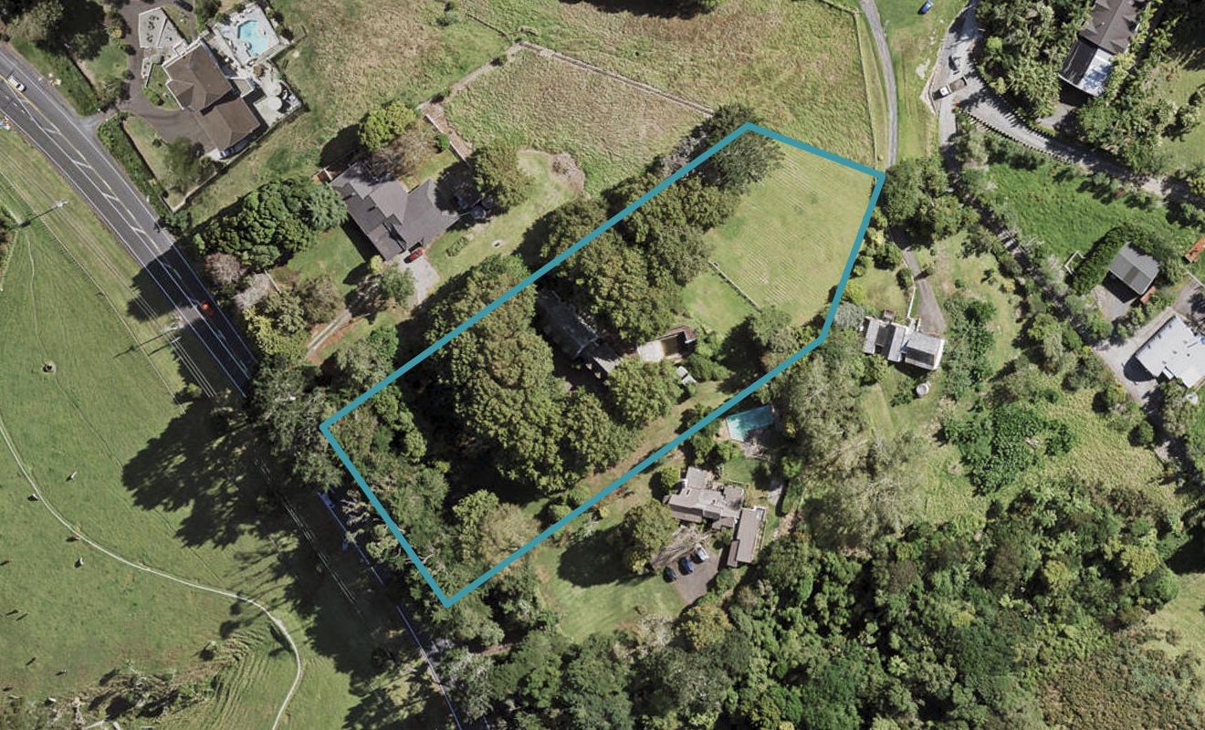 242 Redoubt Road, Totara Park, Auckland - Carousel 1