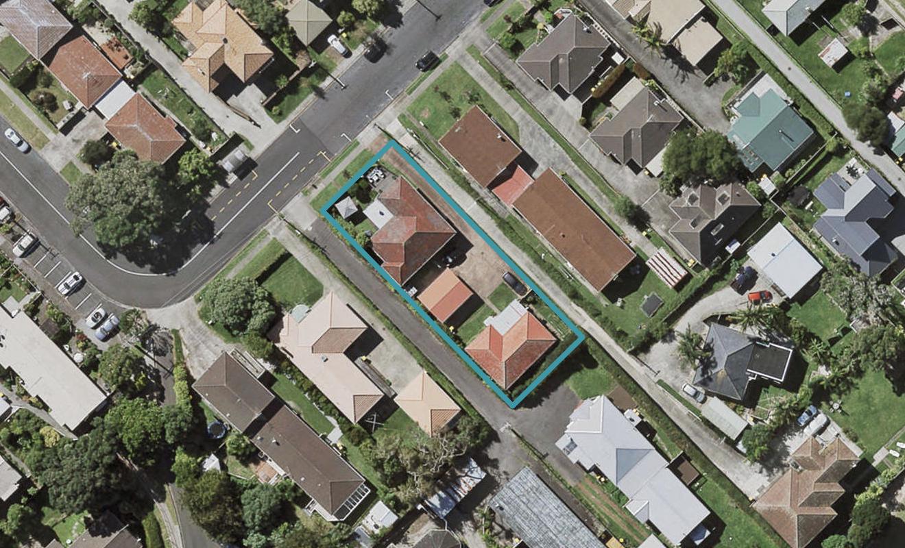 2/62 Dominion Street, Takapuna, Auckland - Carousel 1