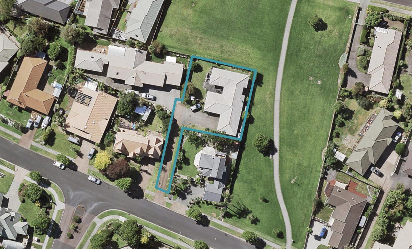 27 Frank Nobilo Drive, Golflands, Auckland - Carousel 1