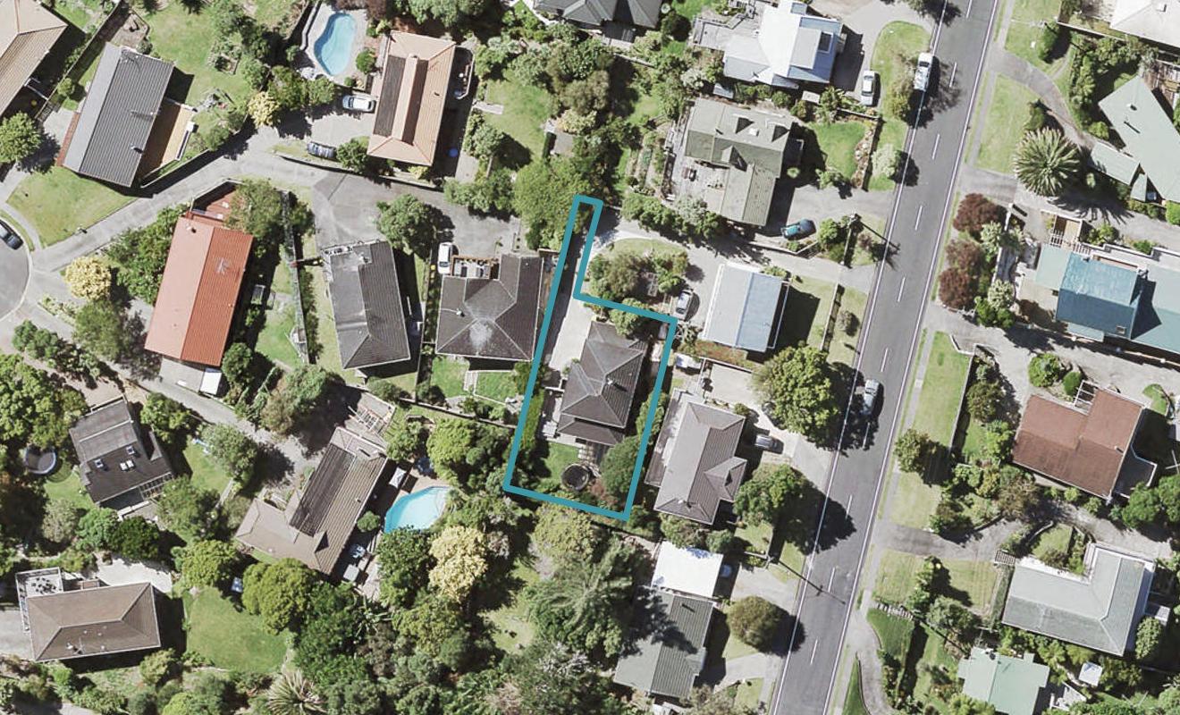 121A Arran Road, Browns Bay, Auckland - Carousel 1