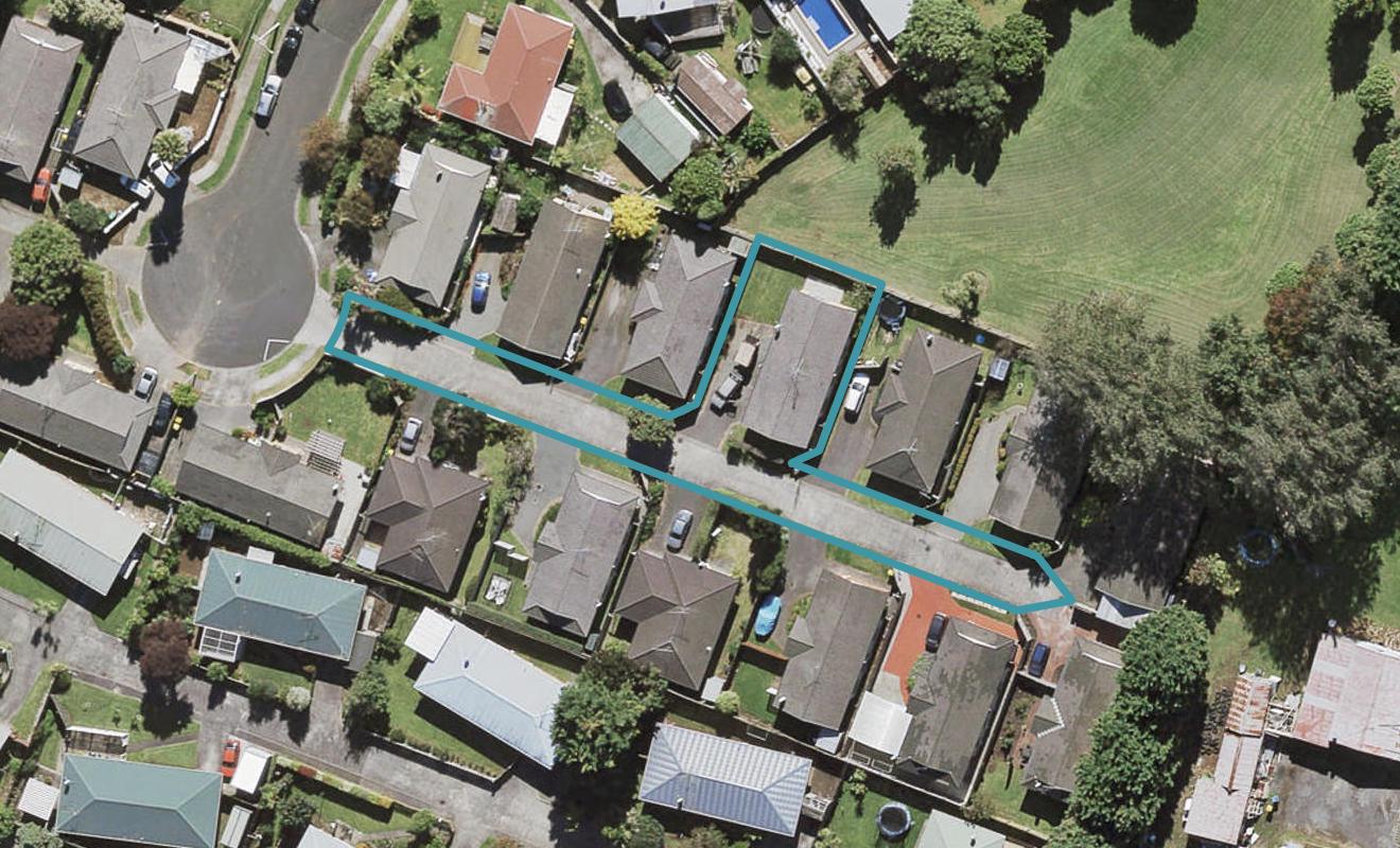 27 Koru Street, Mangere Bridge, Auckland - Carousel 1