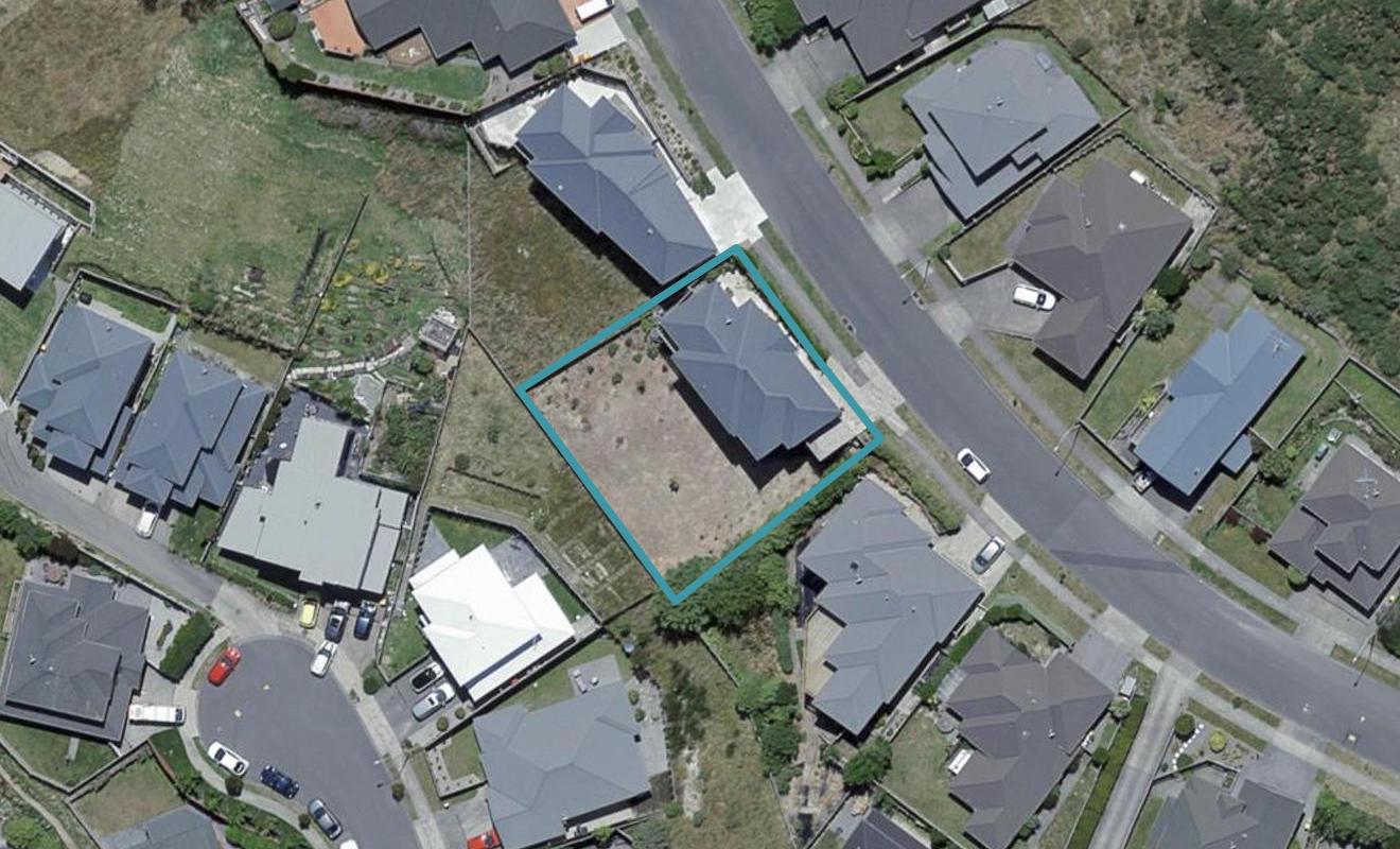11 Gifford Grove, Churton Park, Wellington - Carousel 1