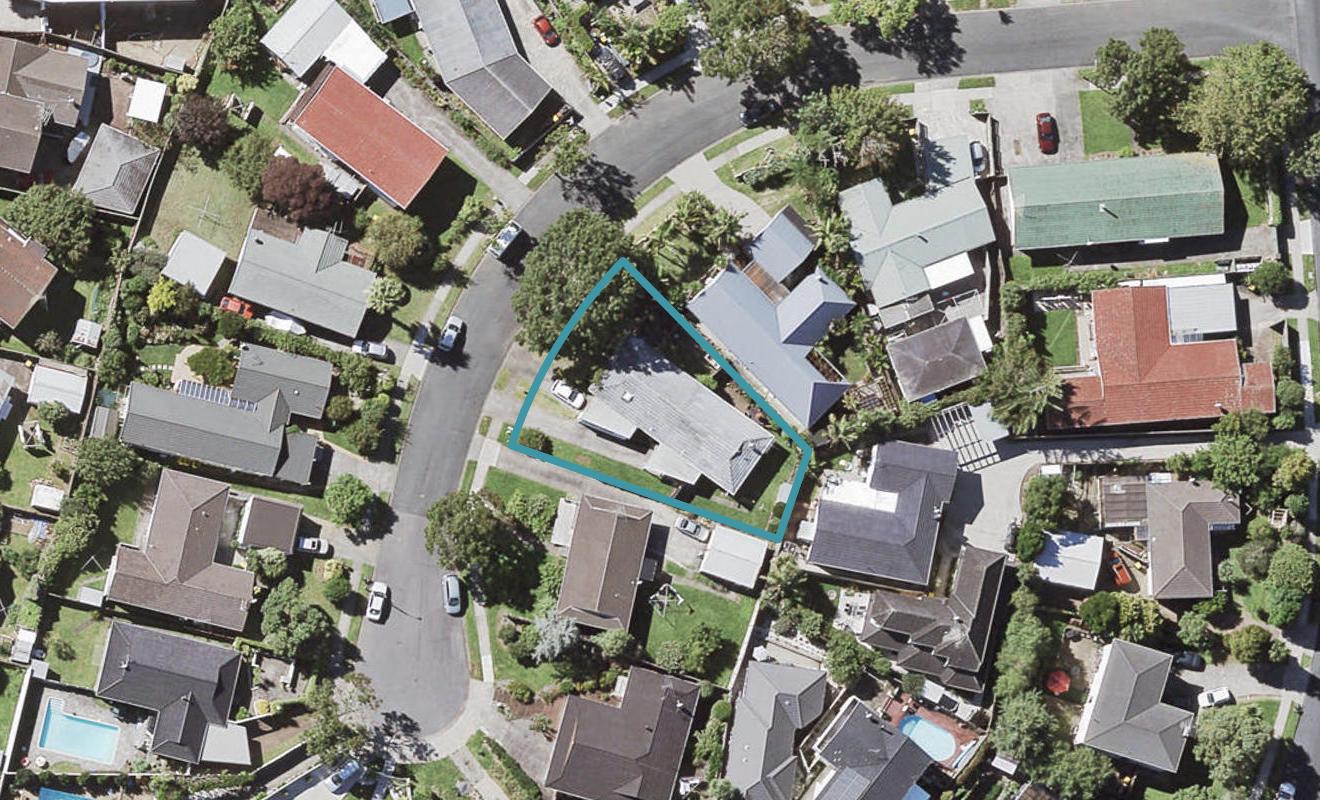 8A Pinero Place, Bucklands Beach, Auckland - Carousel 1
