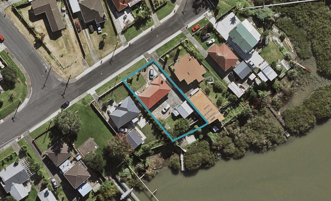 17 Cracroft Street, Otahuhu, Auckland - Carousel 1