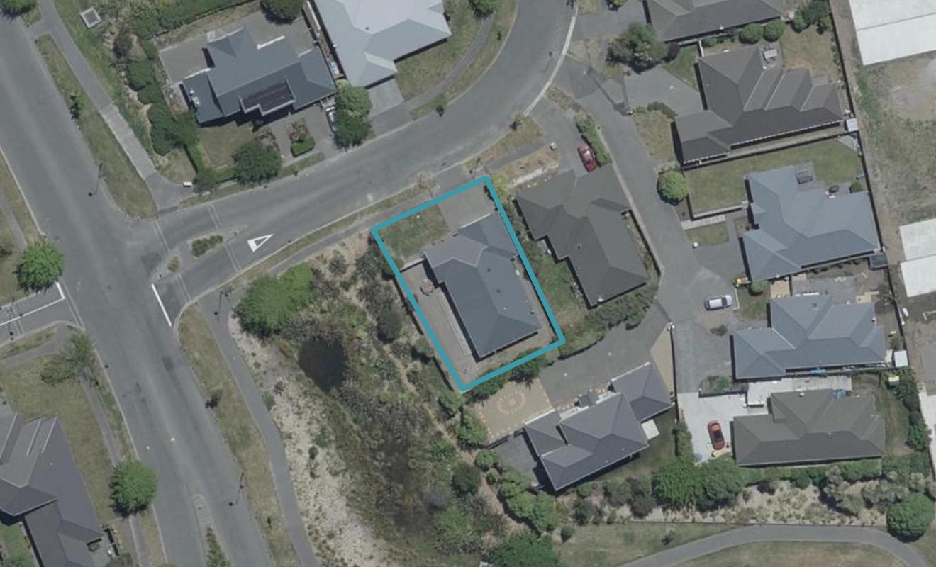 4 Puhara Avenue, Parklands, Christchurch - Carousel 1