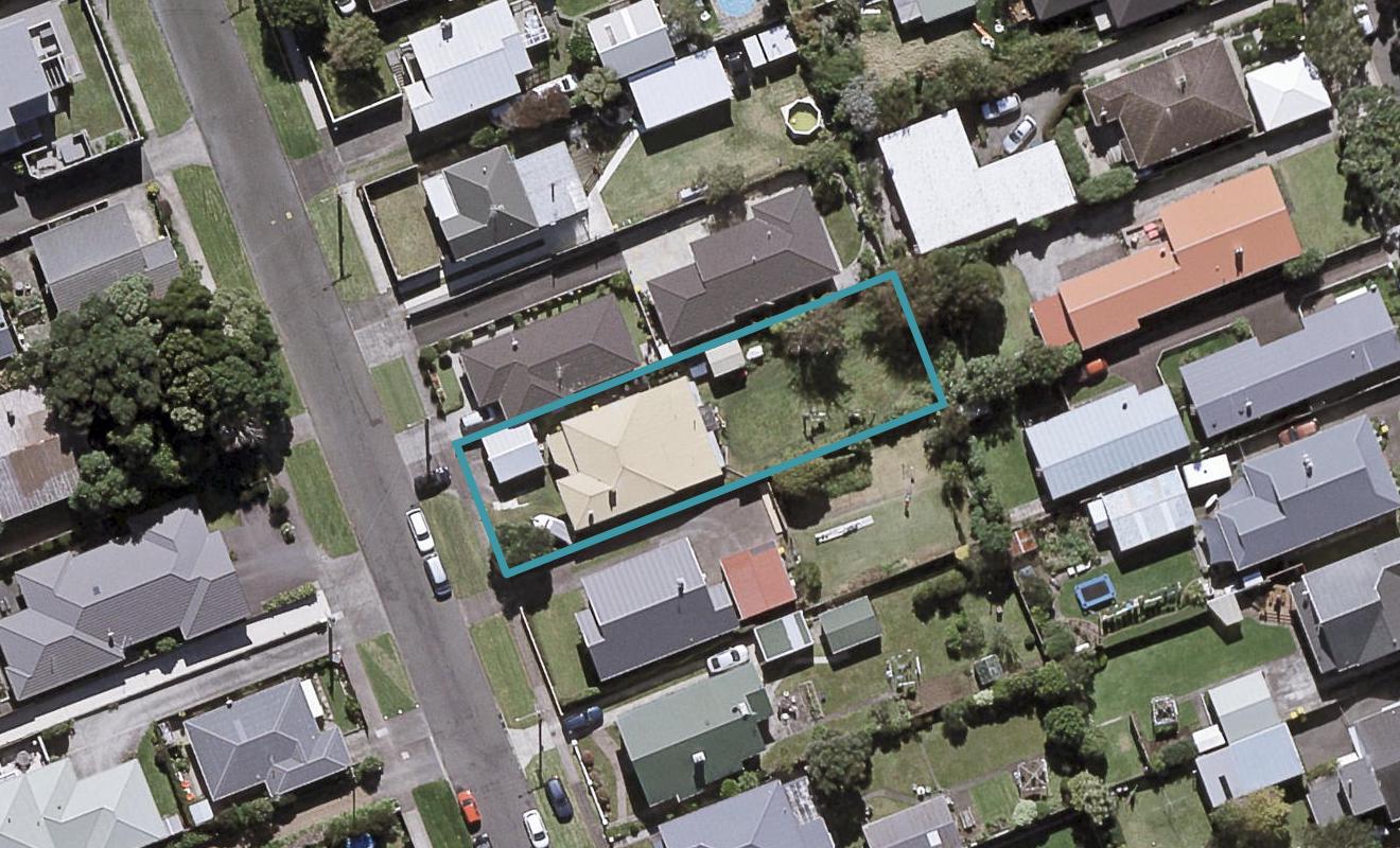 19 Sackville Street, Fitzroy, New Plymouth - Carousel 1