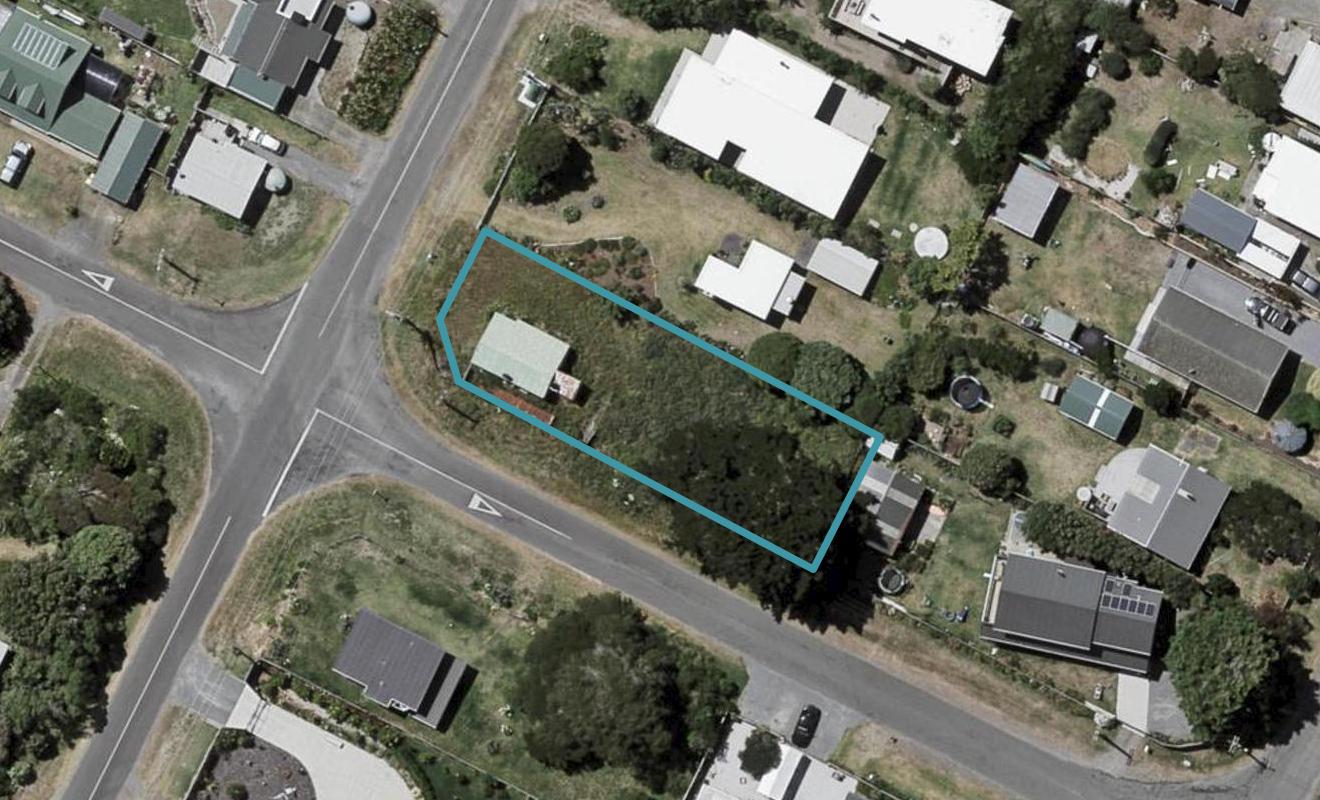 22 Dixie Street, Te Horo Beach - Carousel 1