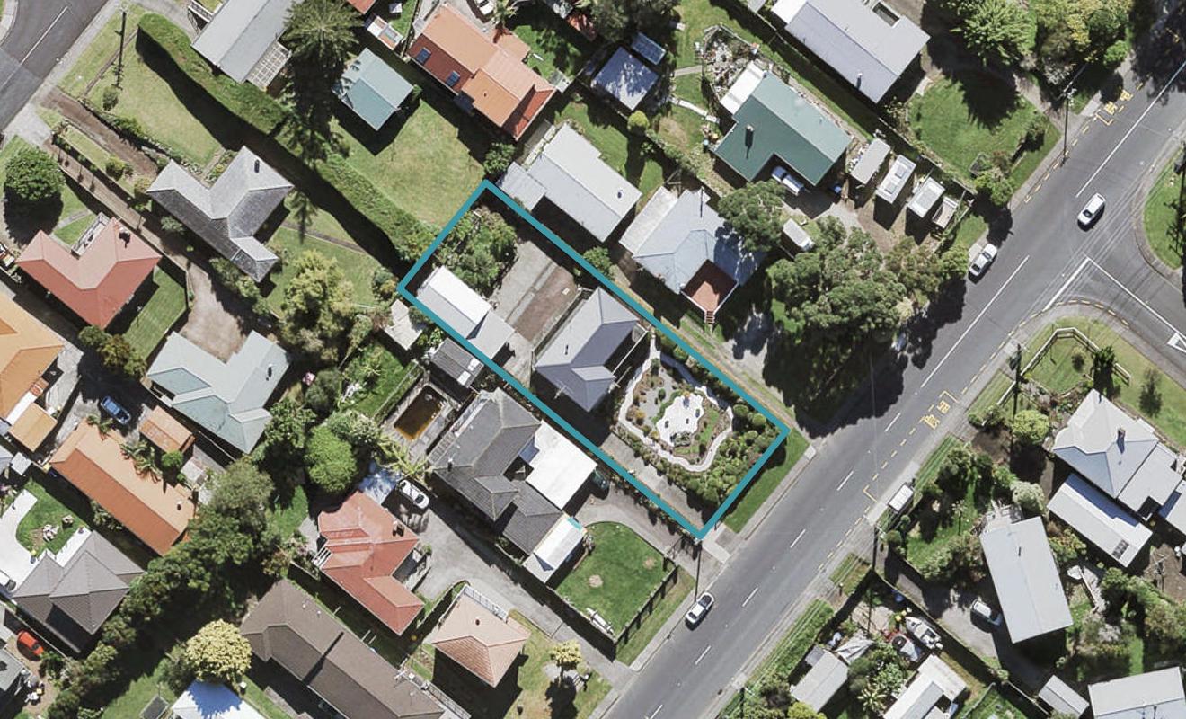 106 Hepburn Road, Glendene, Auckland - Carousel 1