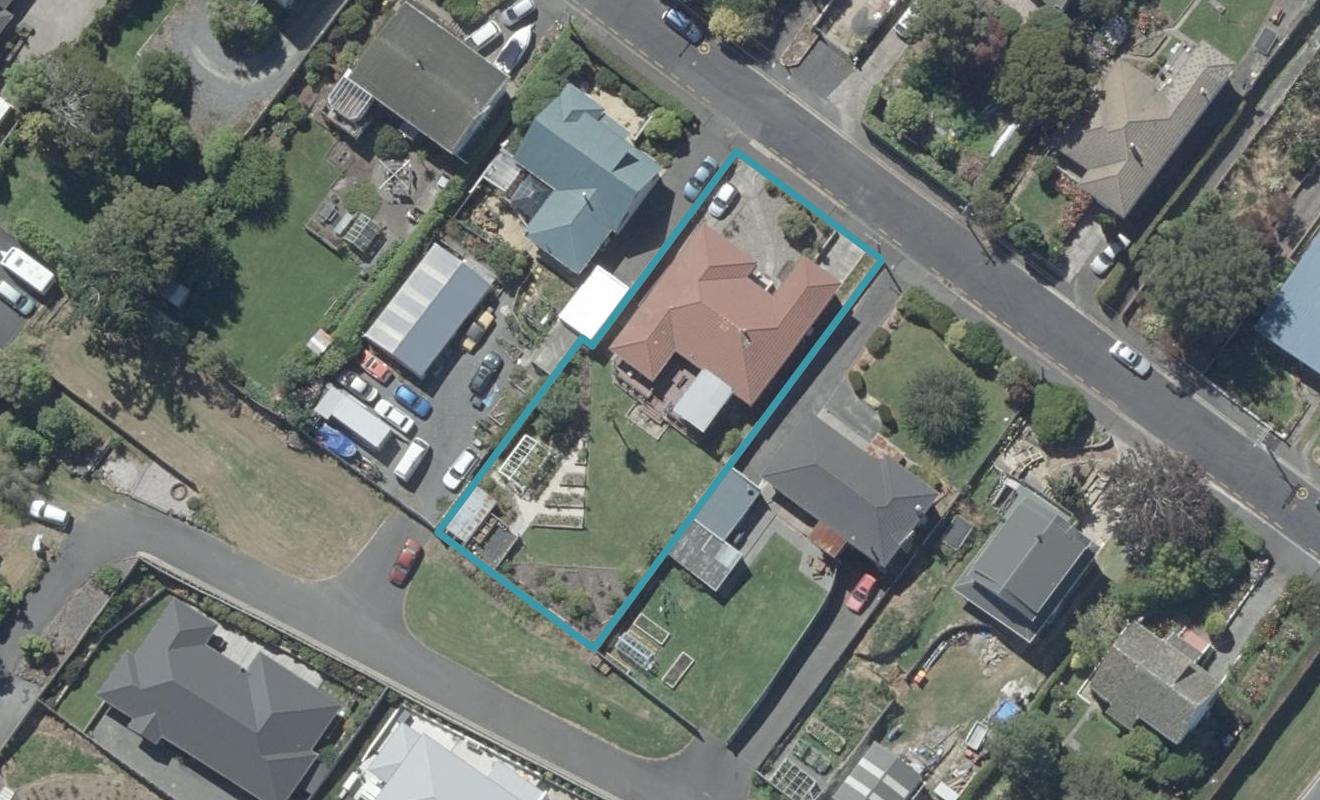 37 Hood Street, Wakari, Dunedin - Carousel 1